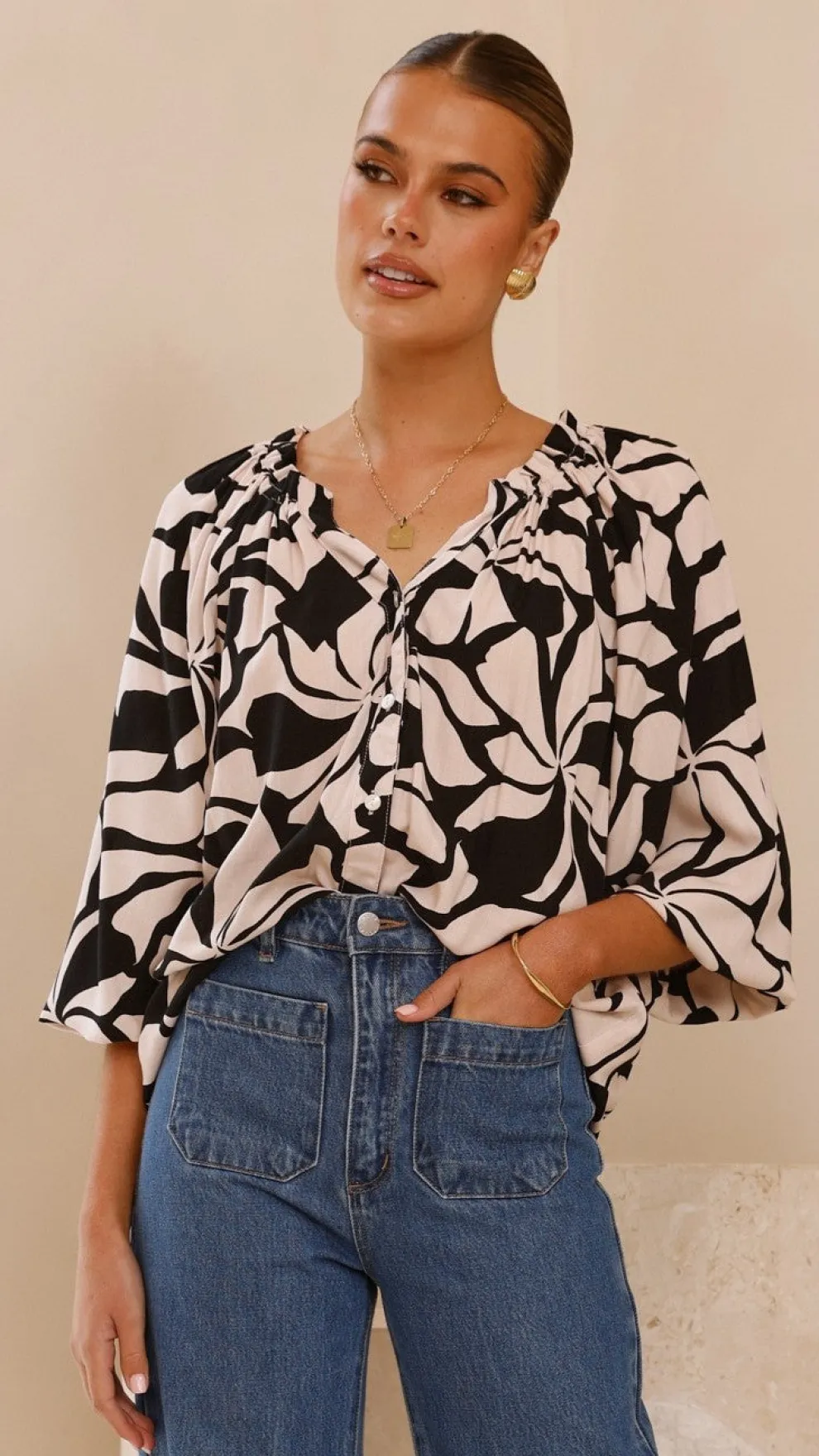 Addison Top - Black/Beige