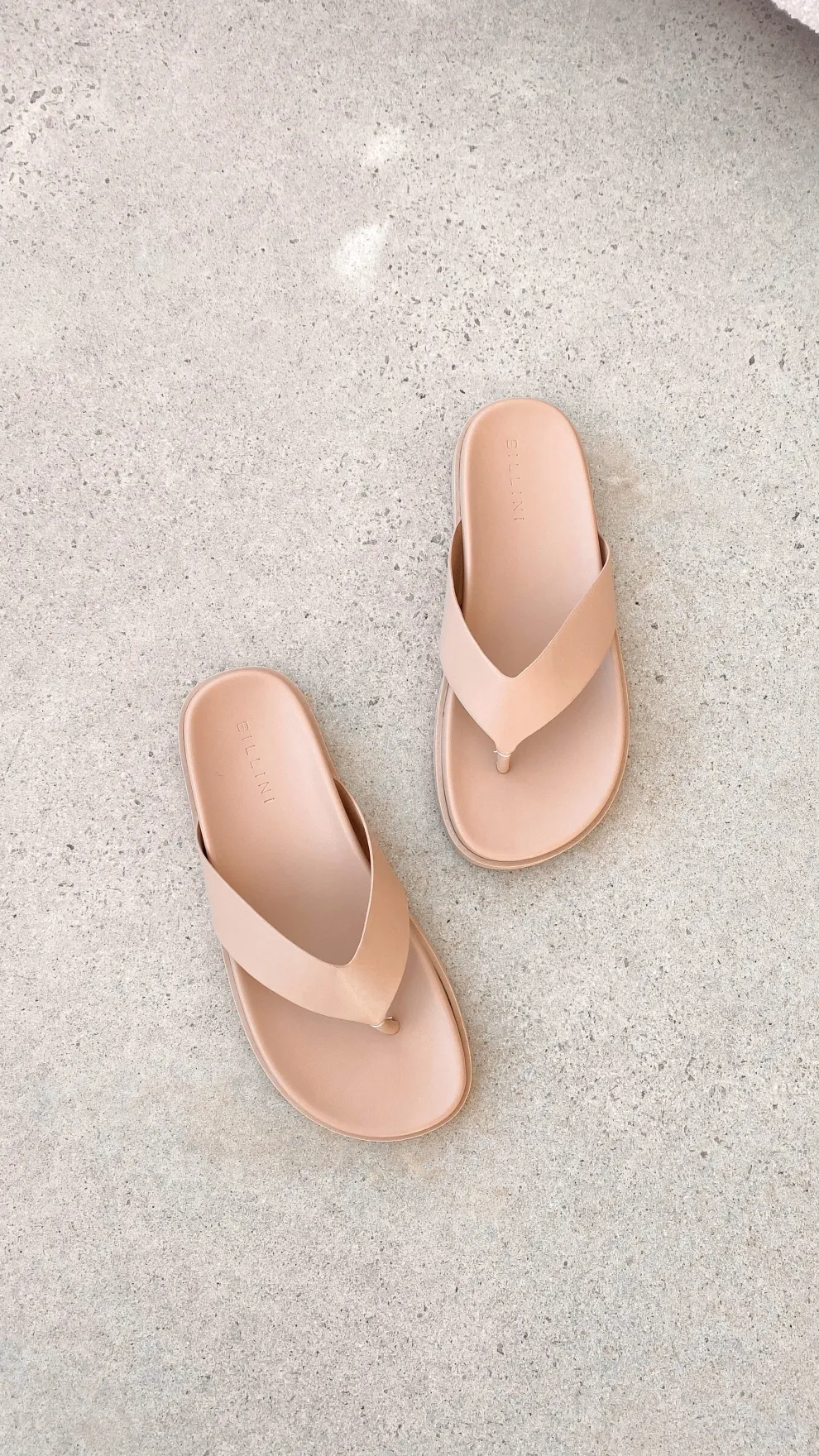 Aila Thong - Light Clay