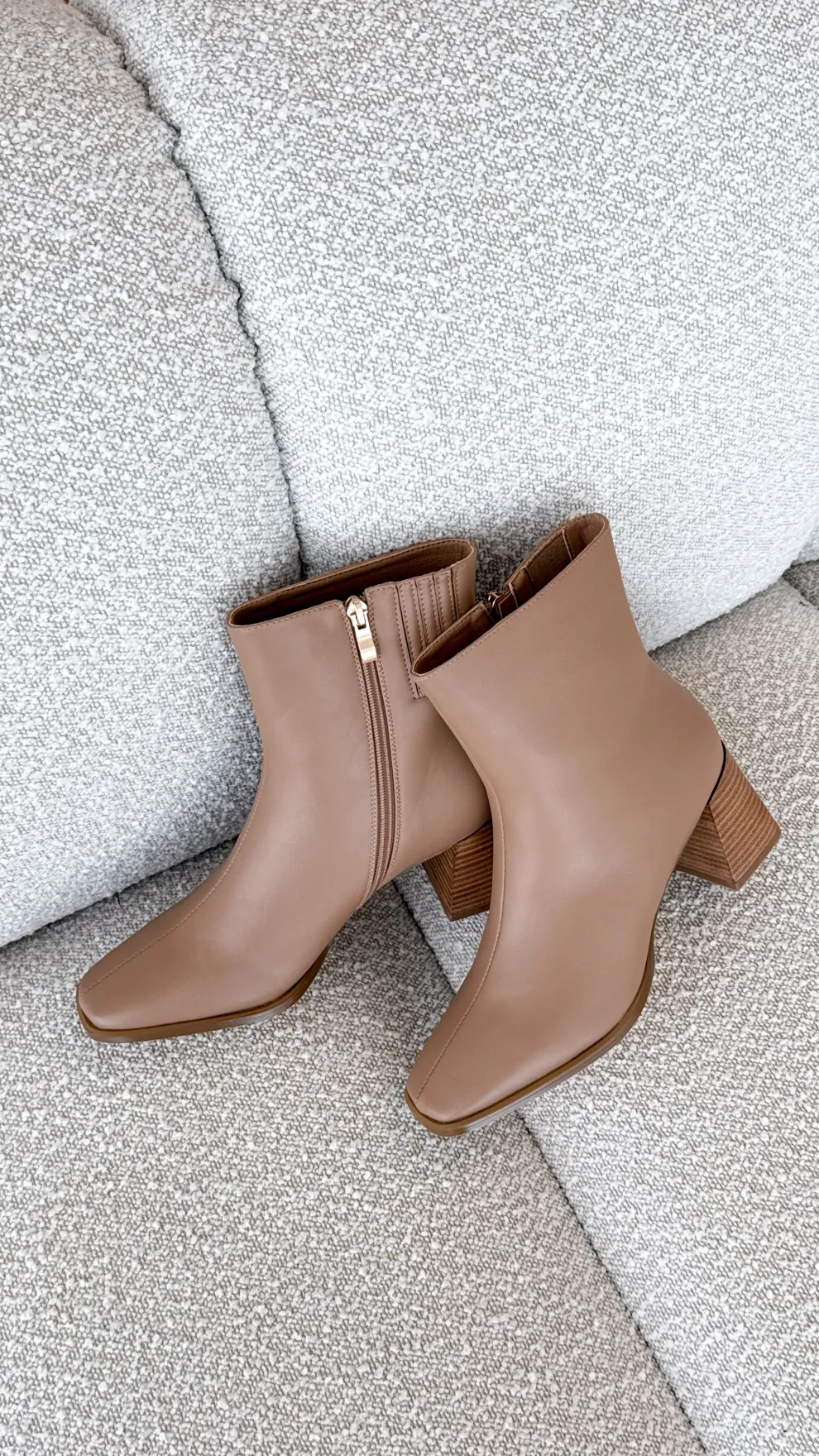 Alania Boots - Almond