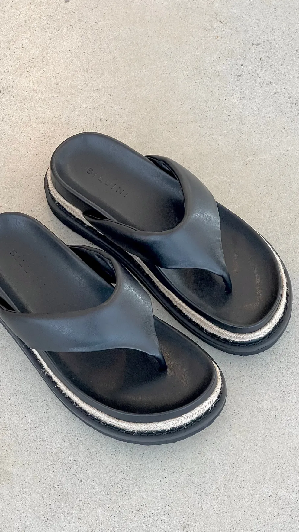Amaya Slide - Black