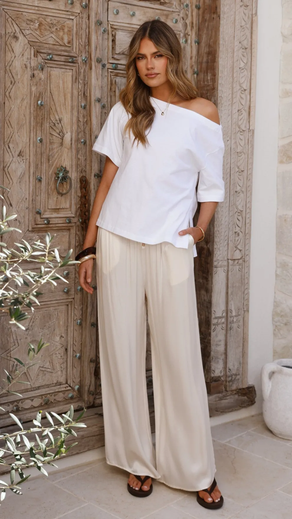 Aziel Off Shoulder Tee - White