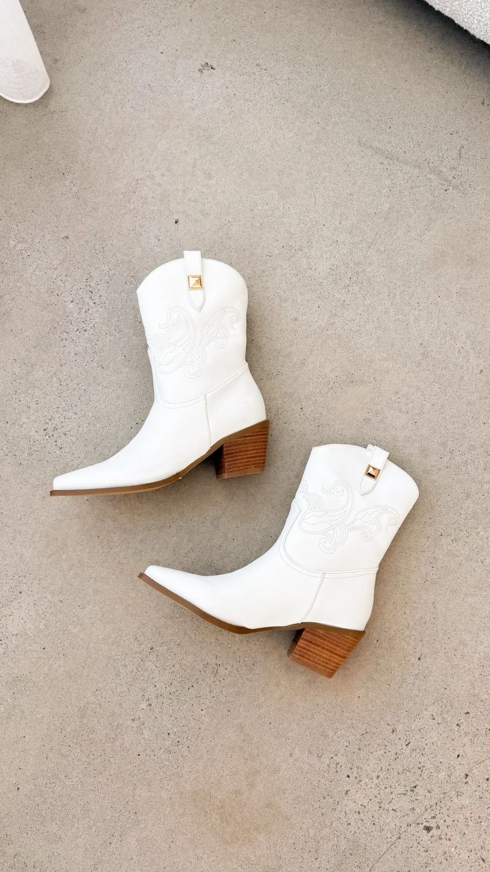 Darla Boots - White