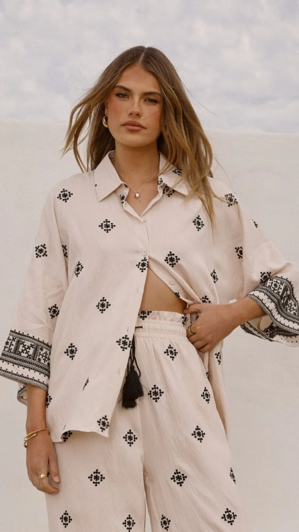 Deni Button Up Shirt - Beige/Black