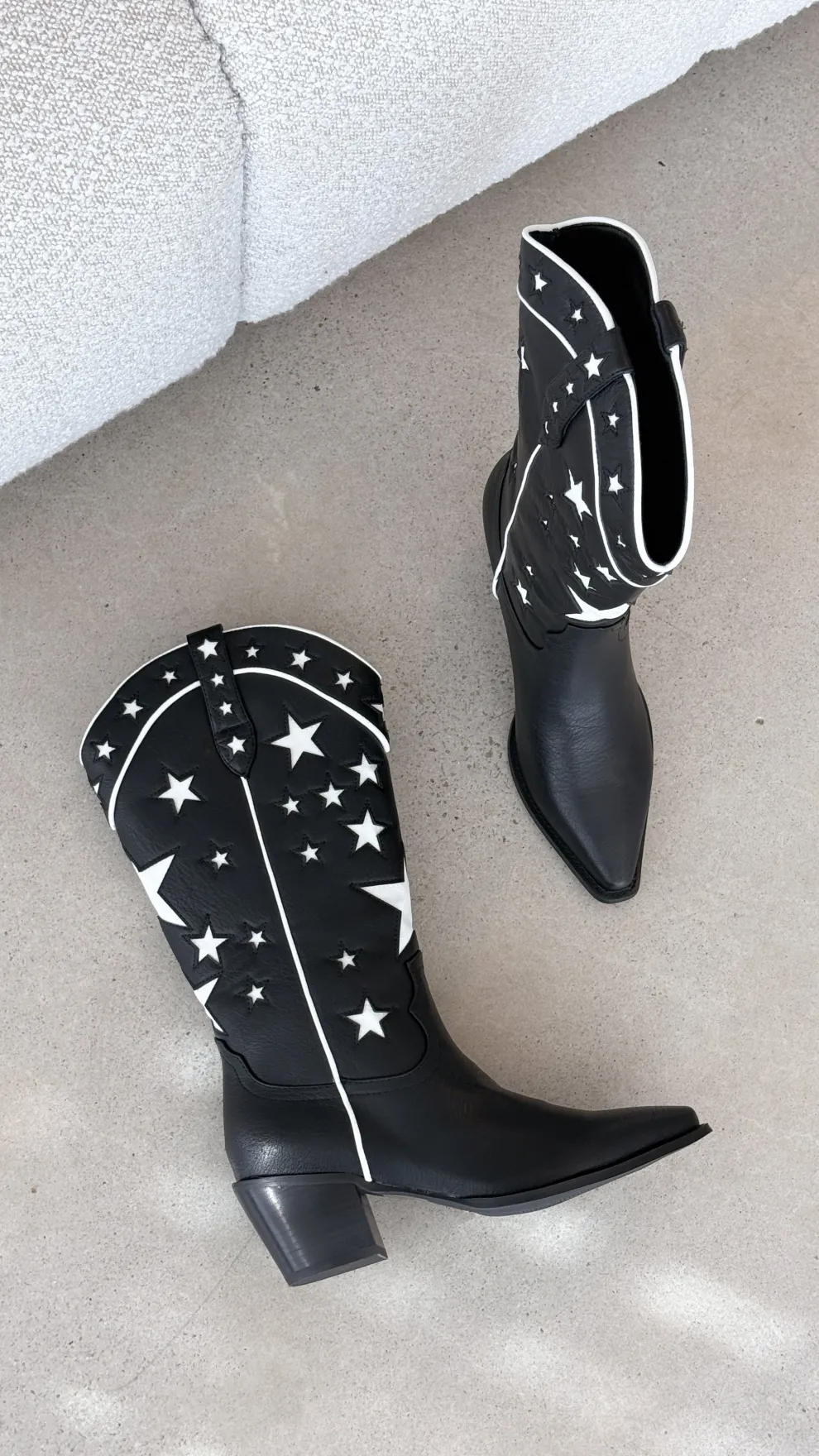 Dollie Boots - Black-White