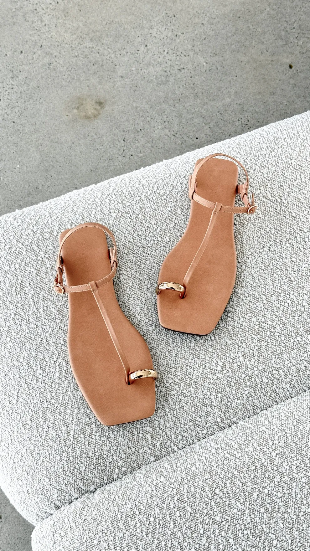 Elodia Sandal - Desert