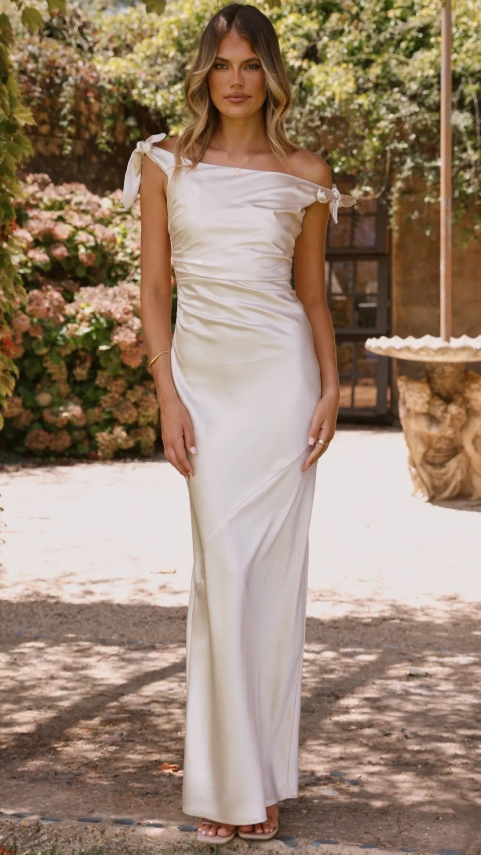 Frida Maxi Dress - Champagne