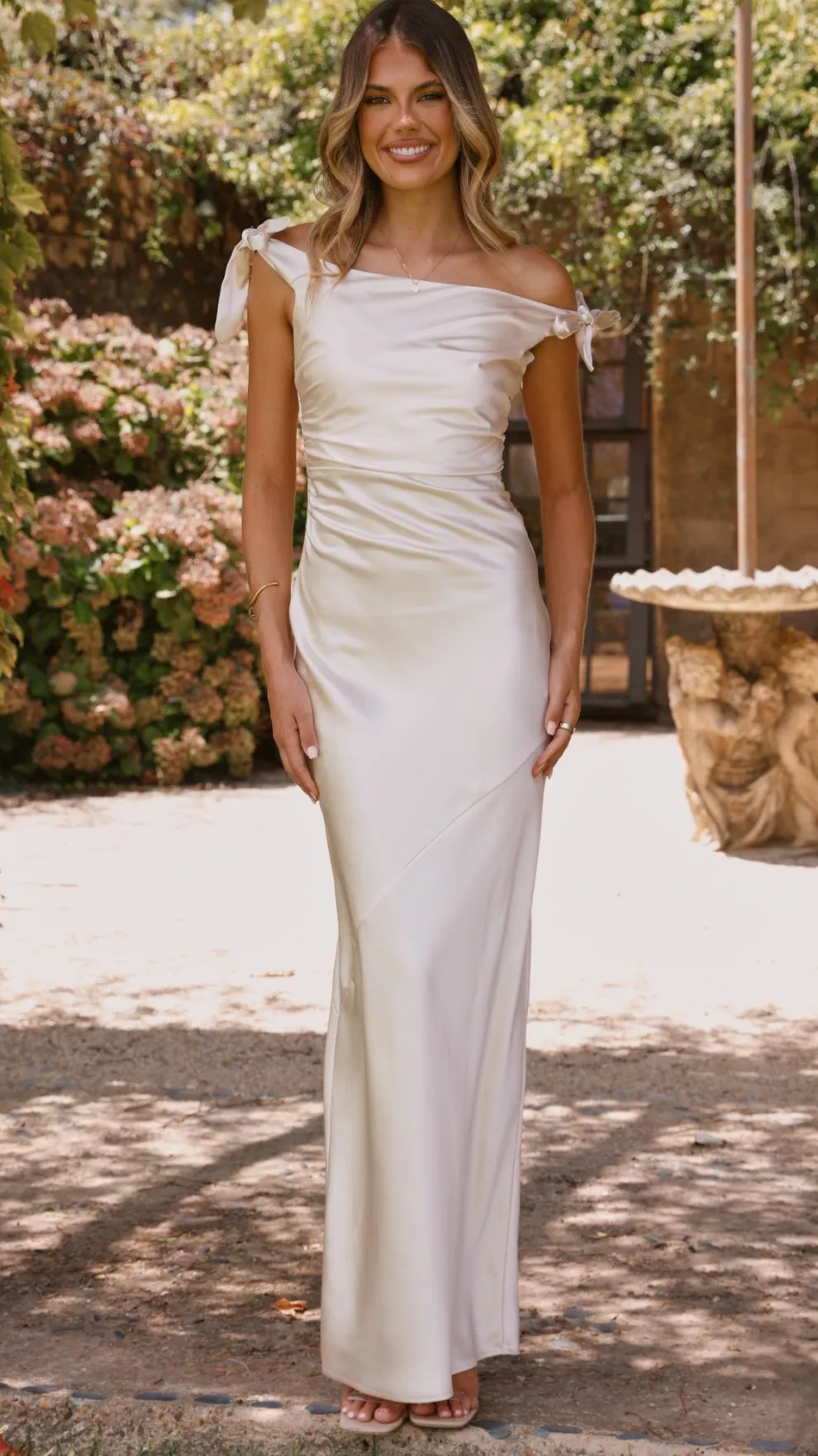 Frida Maxi Dress - Champagne