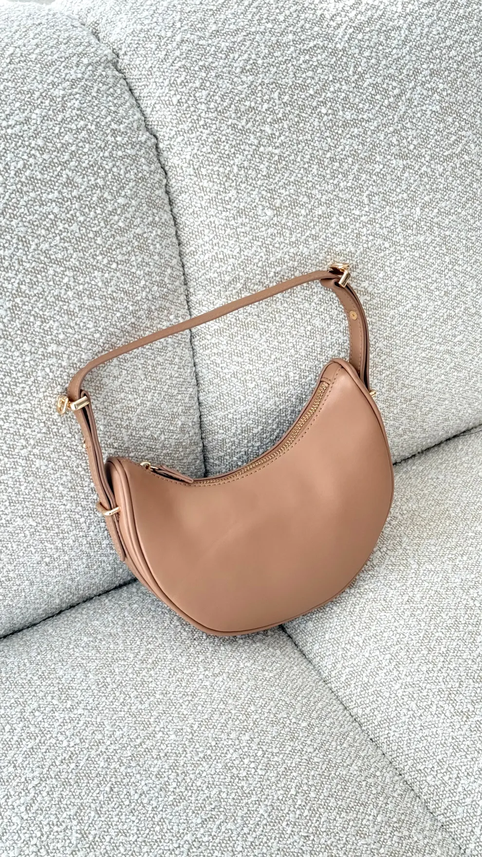 Halo Shoulder Bag - Almond