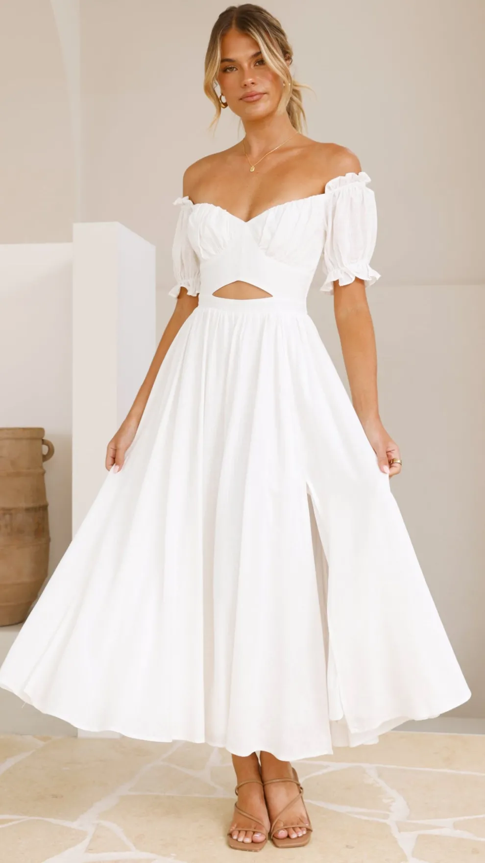 Hulu Maxi Dress - White