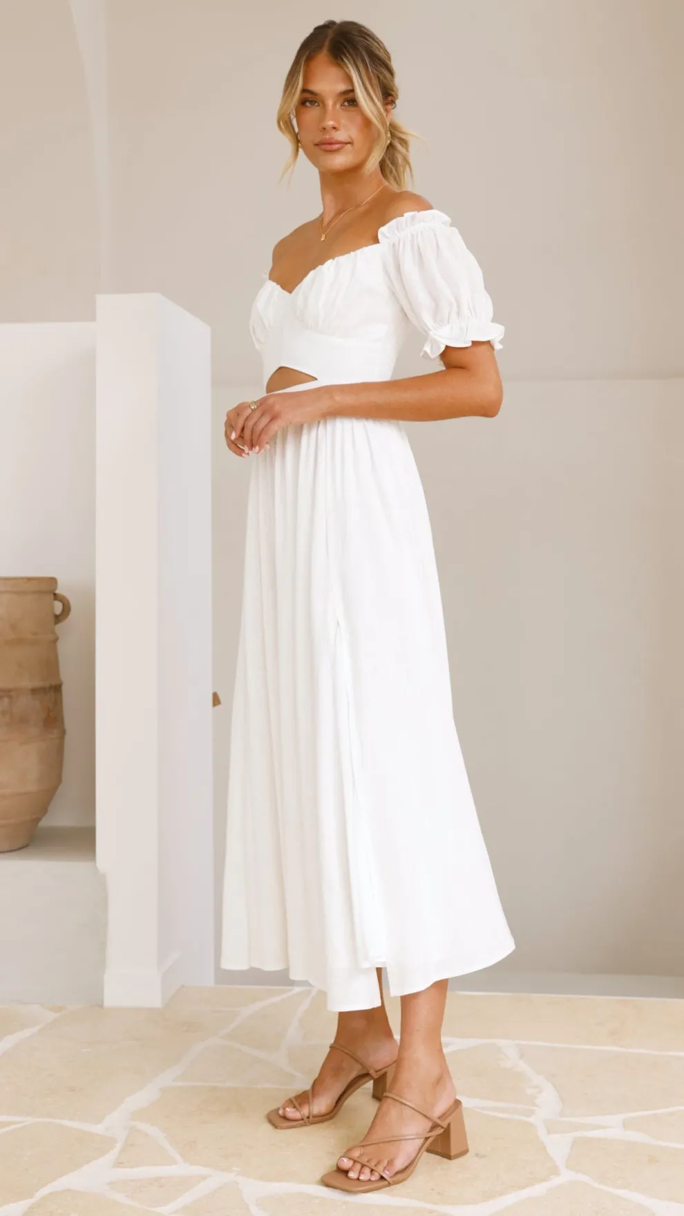 Hulu Maxi Dress - White