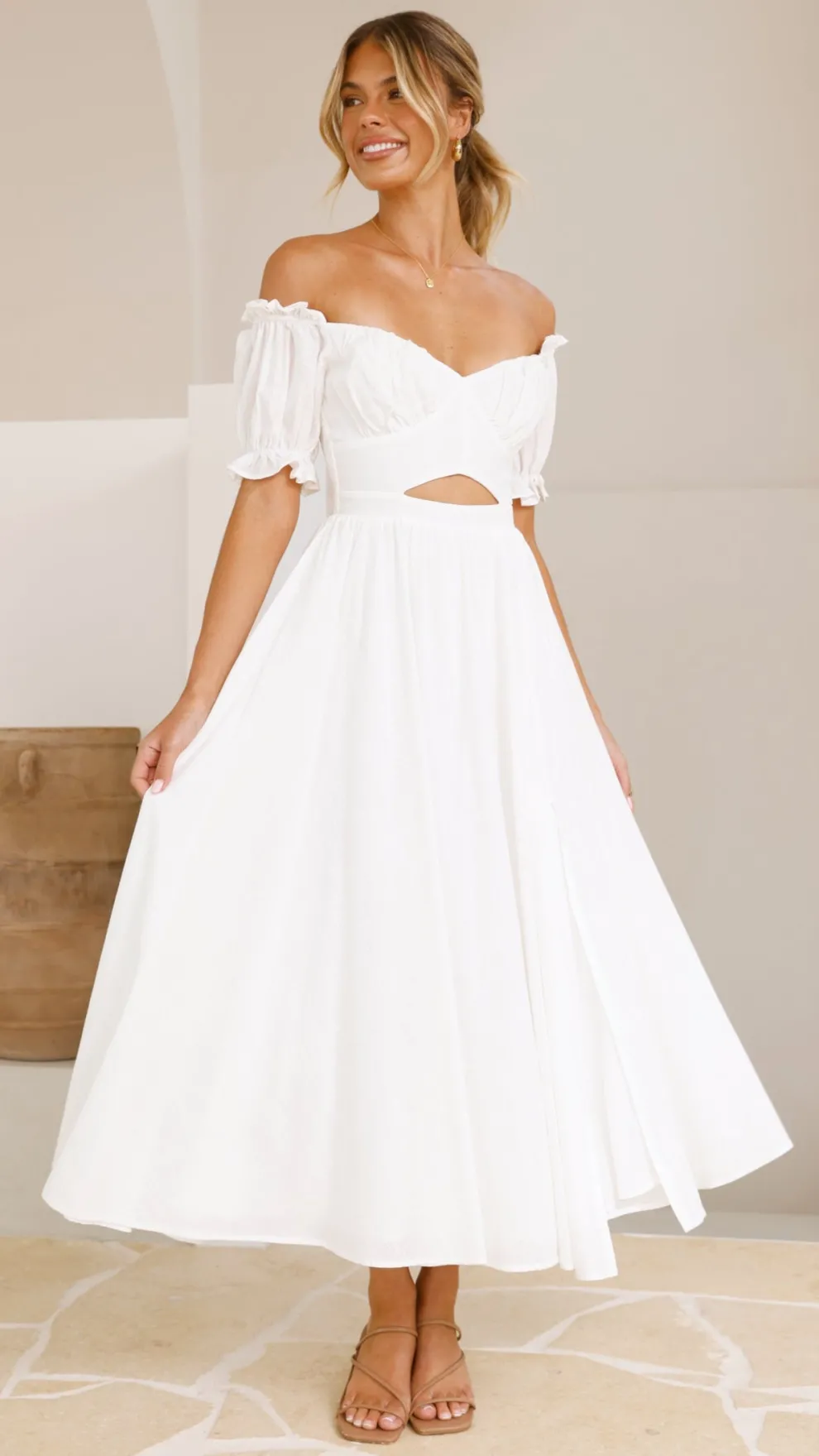 Hulu Maxi Dress - White
