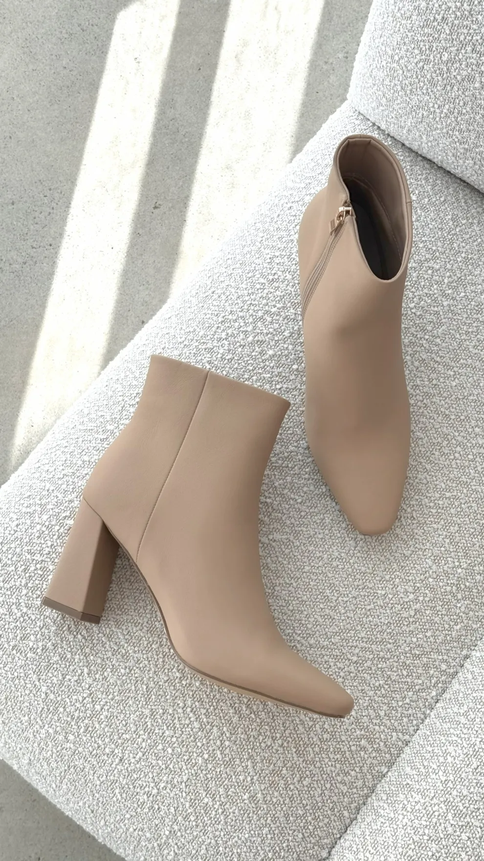 Indeera Boots - Sand