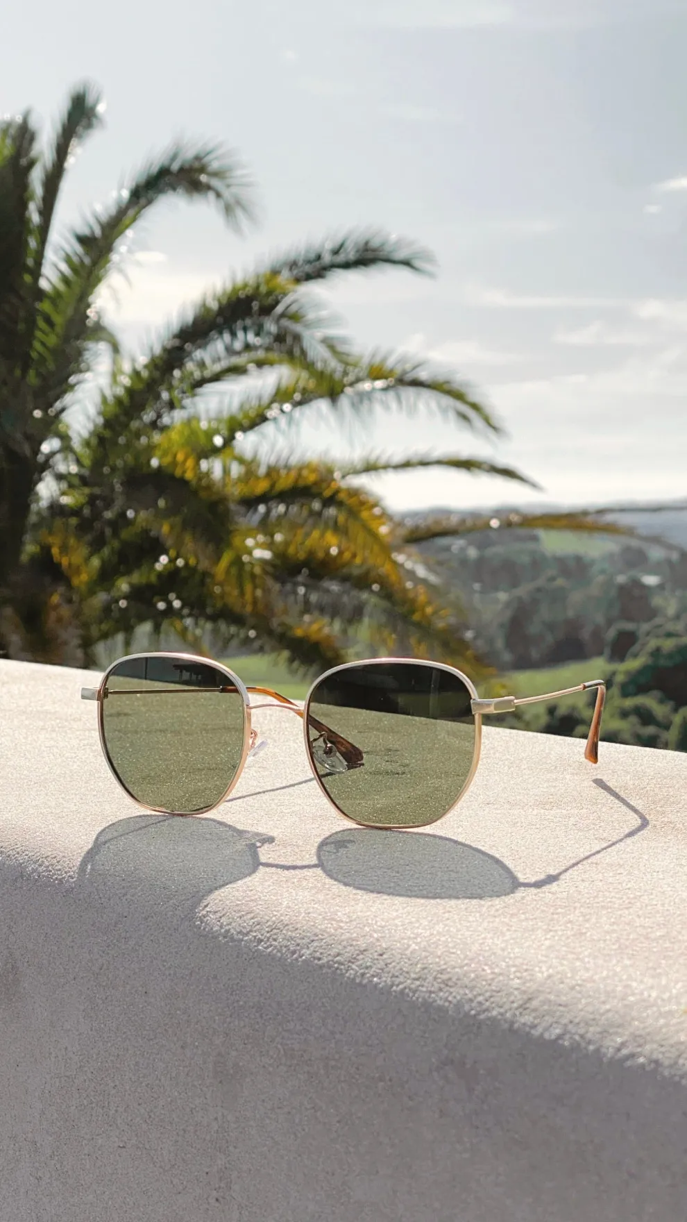 Karmen Sunglasses - Moss/Gold