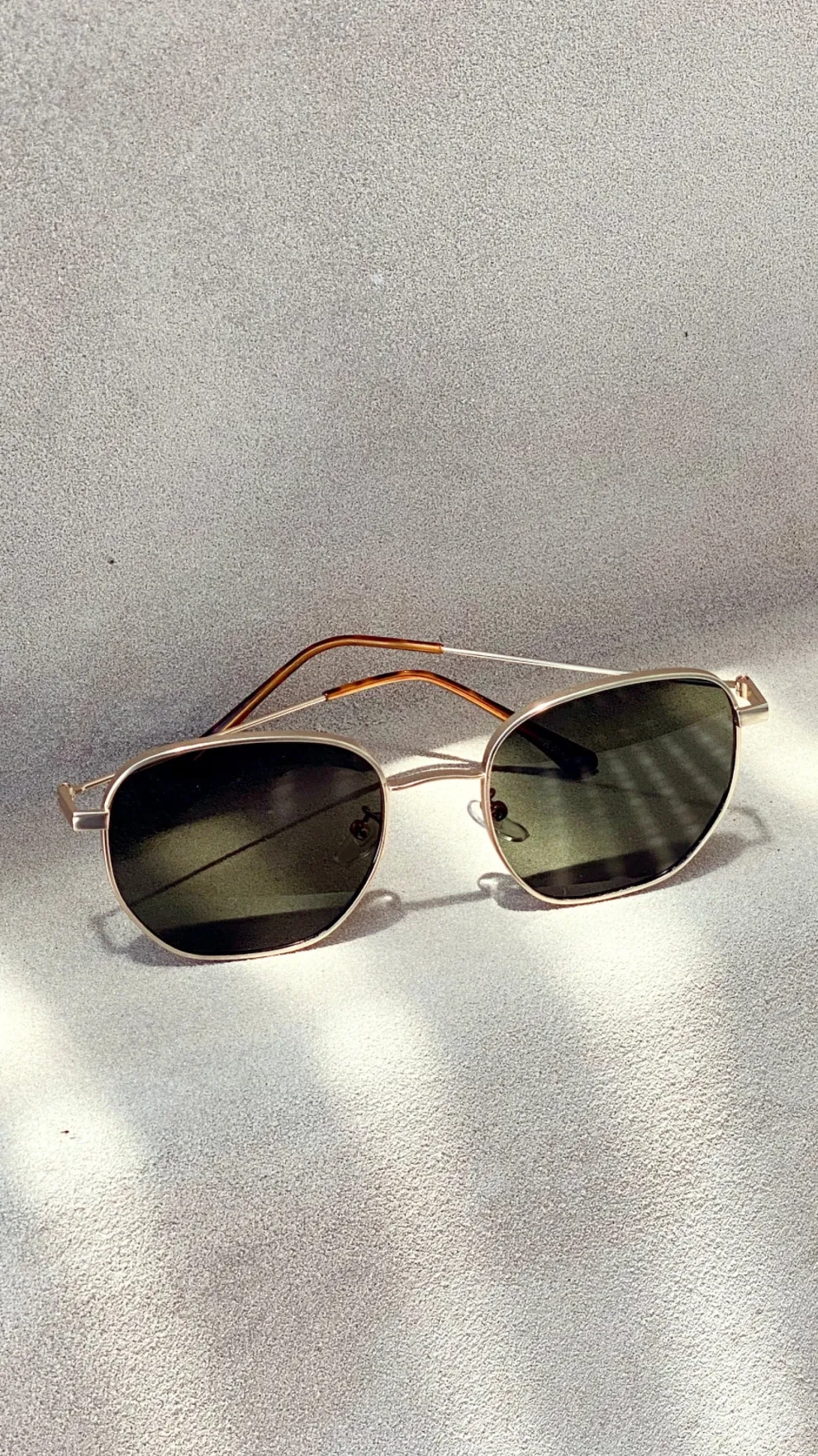 Karmen Sunglasses - Moss/Gold