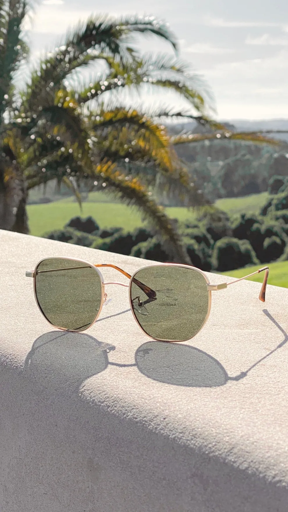 Karmen Sunglasses - Moss/Gold