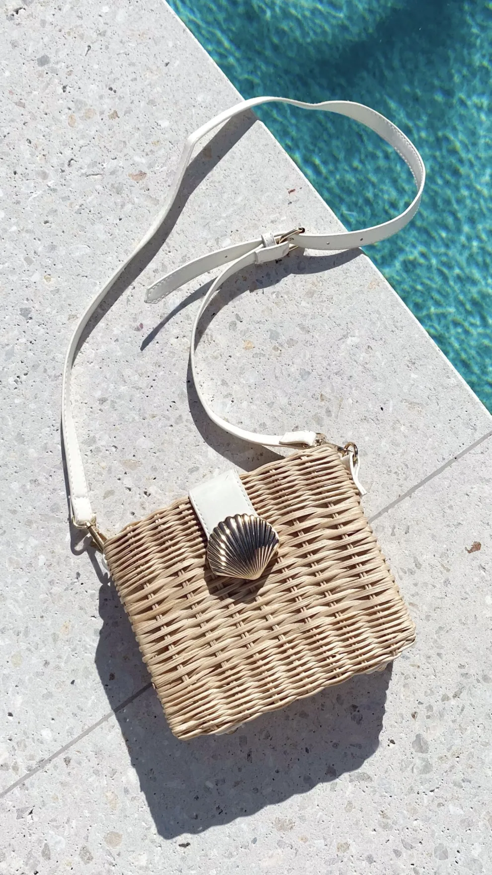 Lucinda Straw Shell Bag