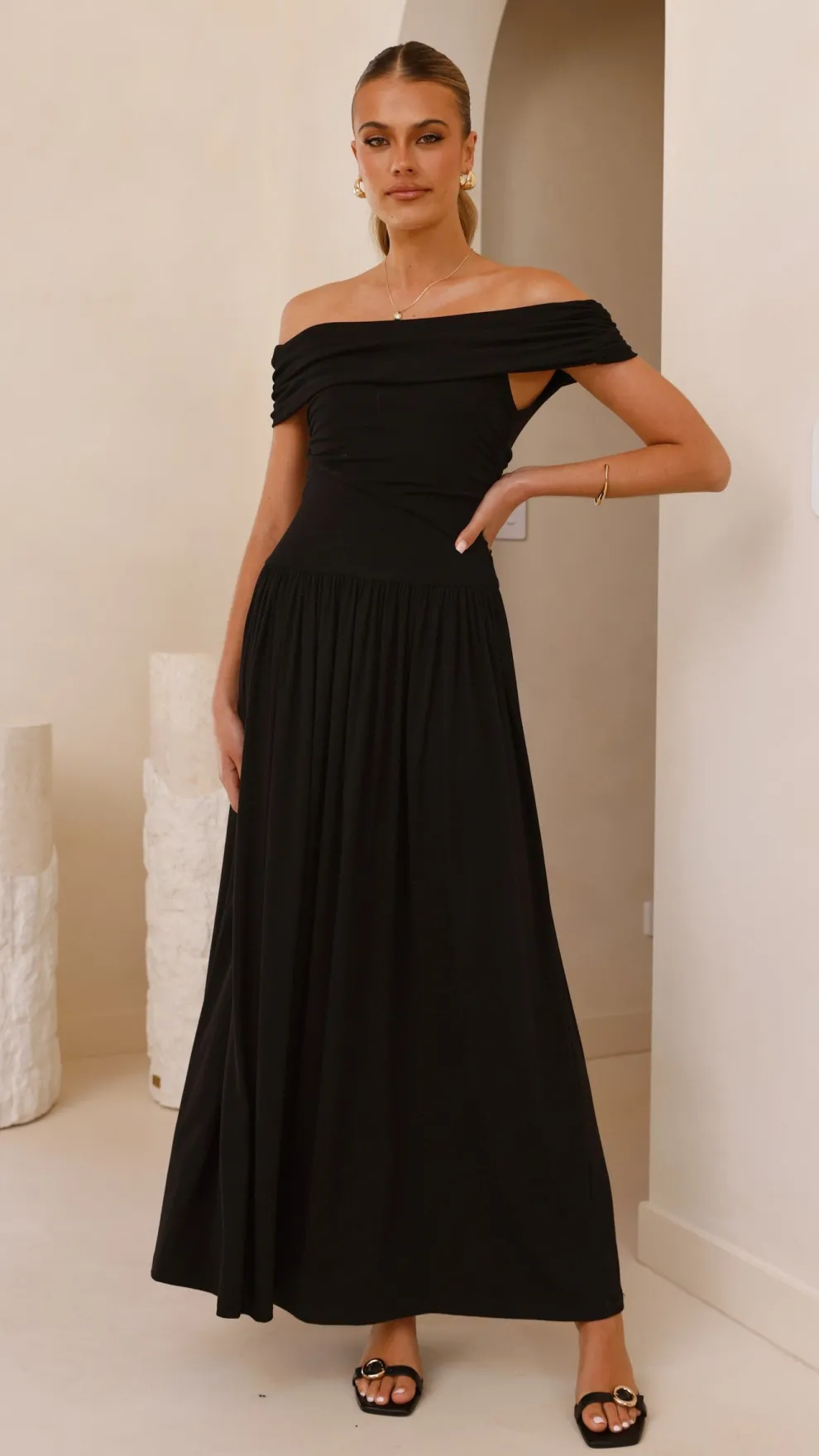 Manalla Maxi Dress - Black