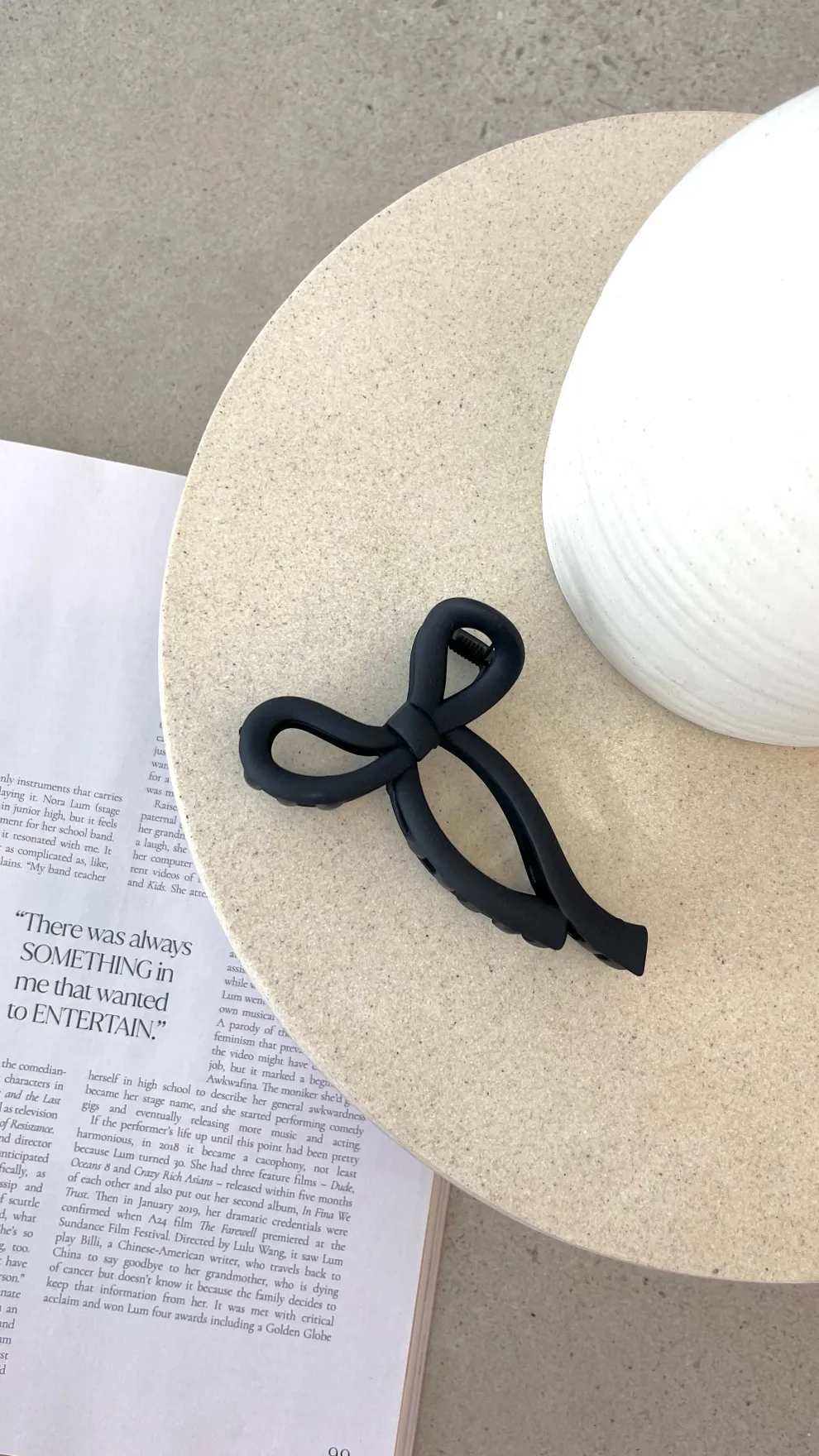 Matte Bow Claw Clip - Black