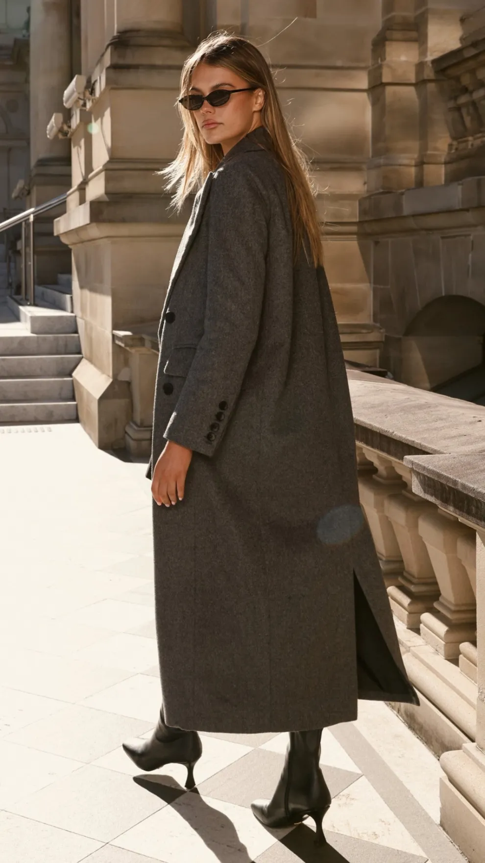 MVN - Lost In New York Coat - Charcoal