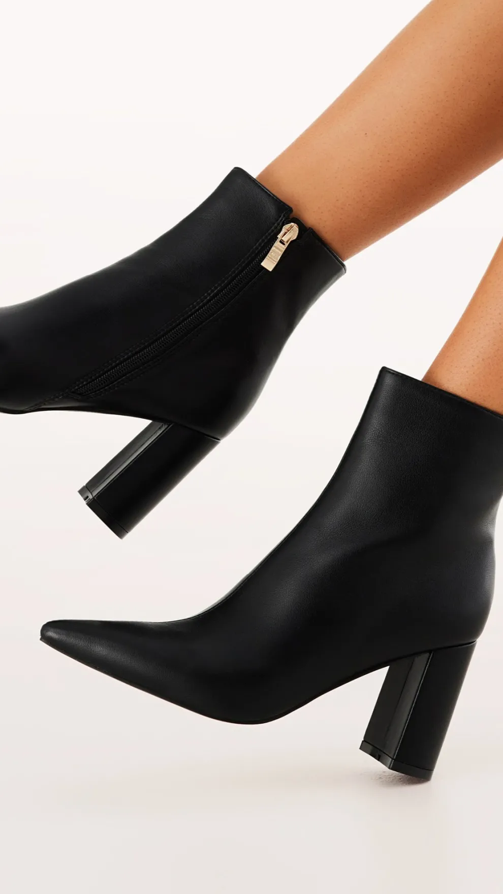 Nicoletta Boots - Black