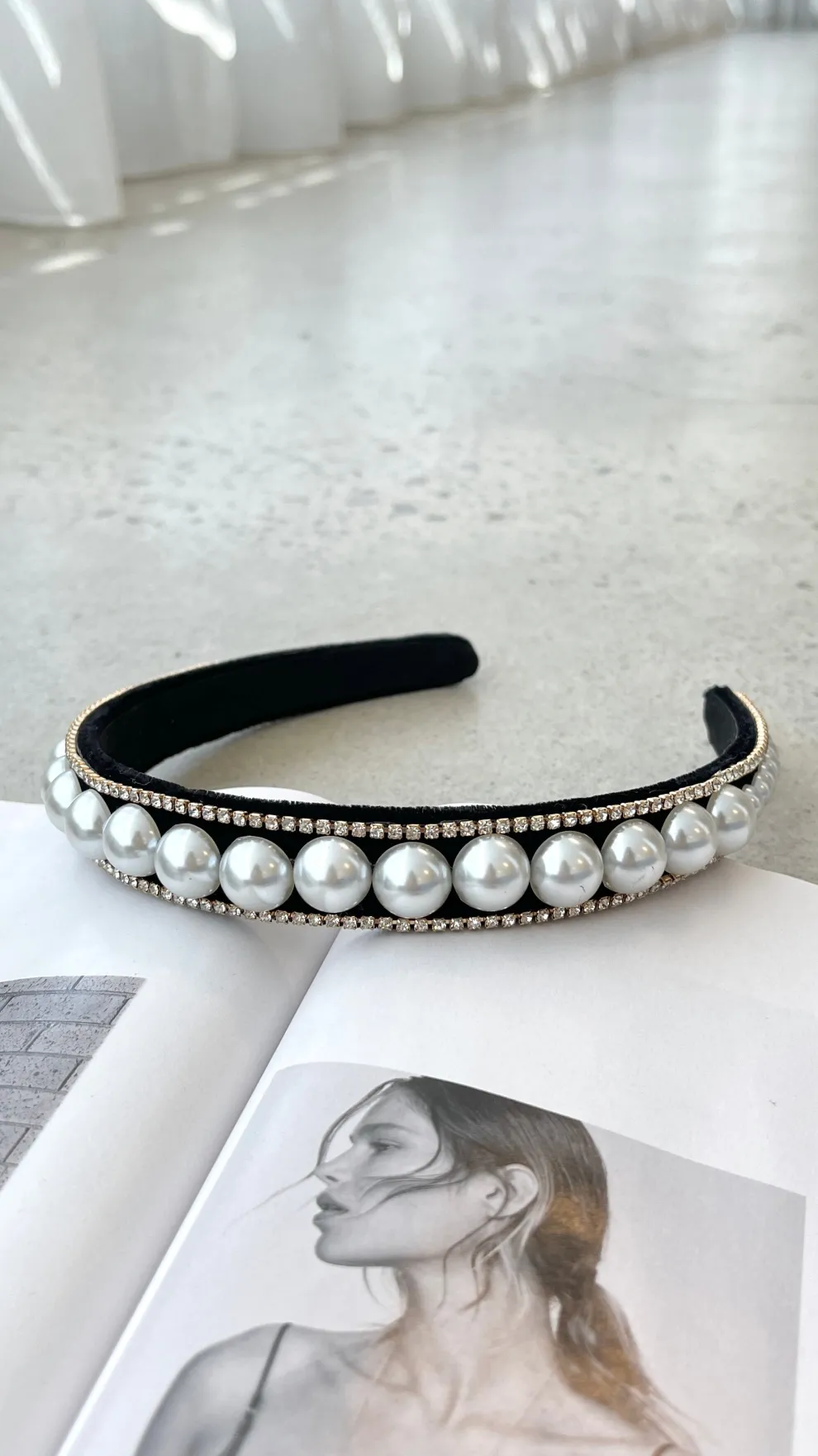 Sana Headband - Black/Pearl
