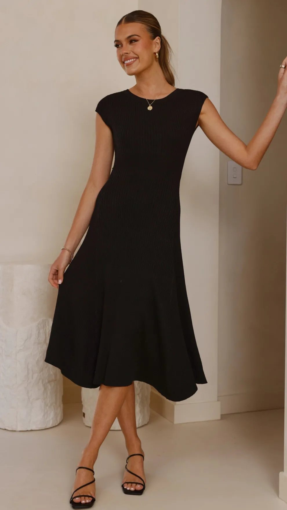 Seona Knit Midi Dress - Black