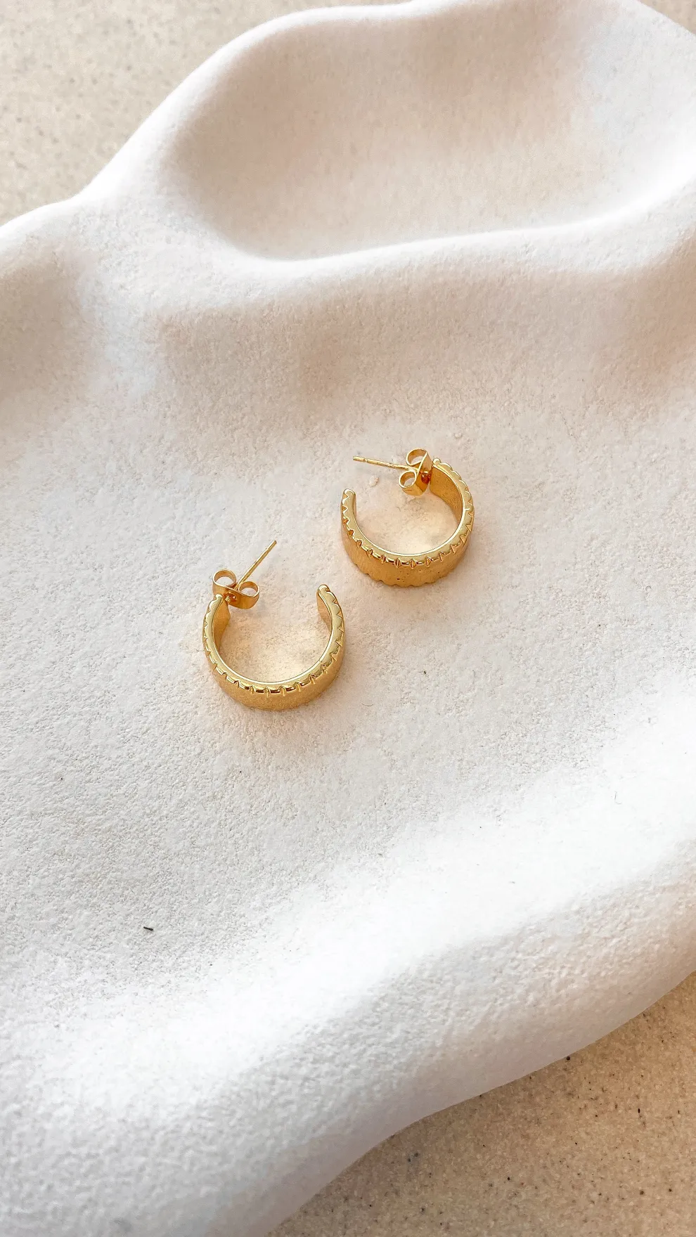 Silvia Earrings - Gold
