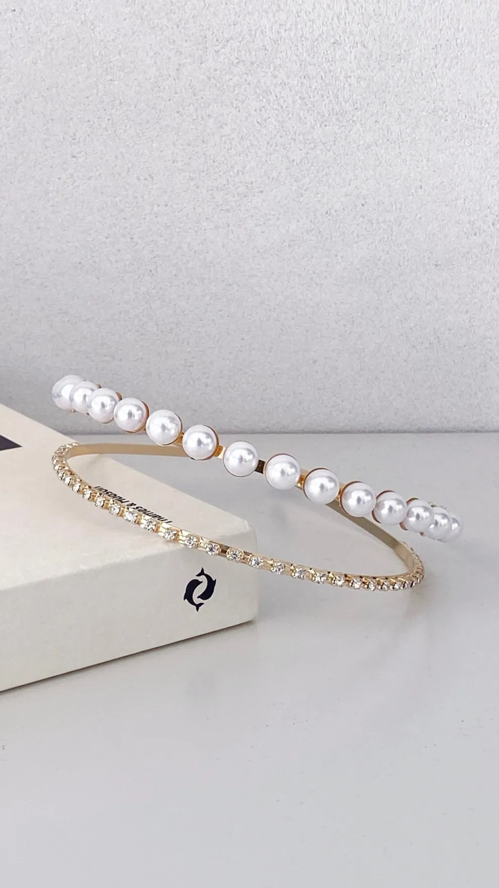 Sinclair Headpiece - Gold/Pearl