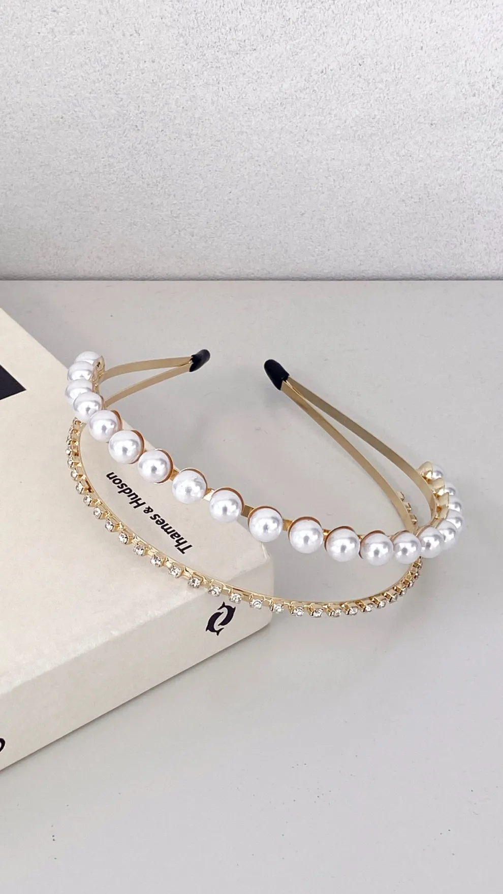 Sinclair Headpiece - Gold/Pearl