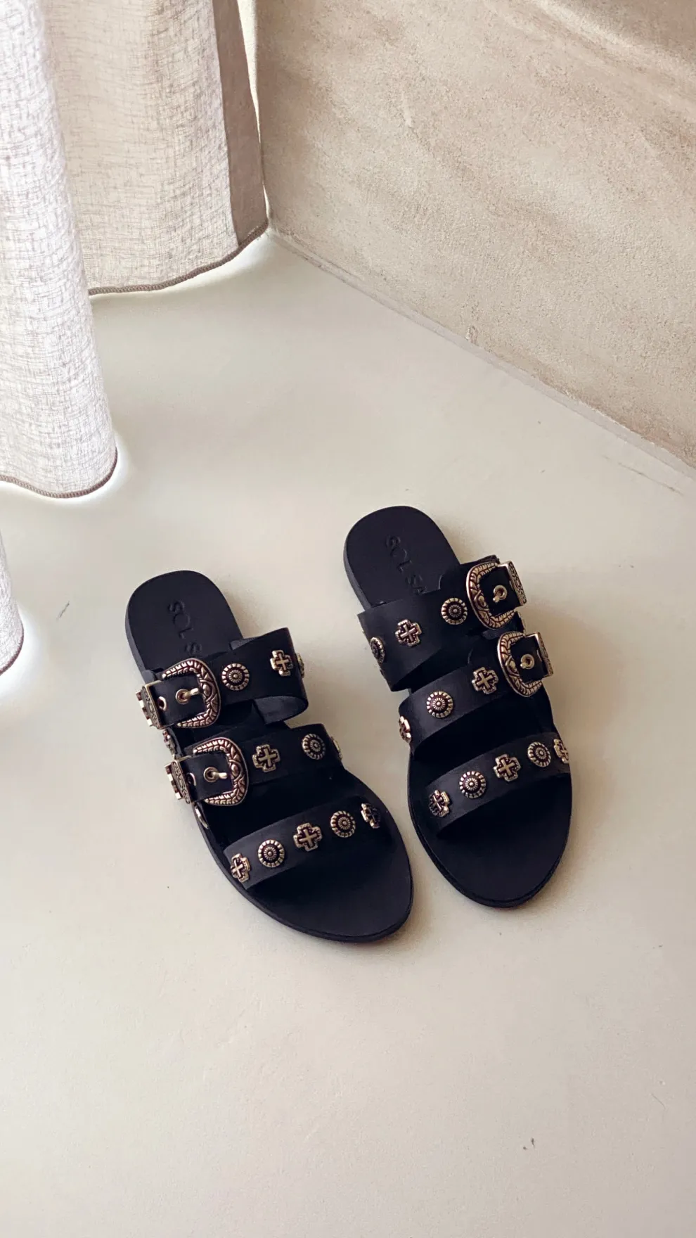 Sol Sana Eastwood Slide - Black/Gold
