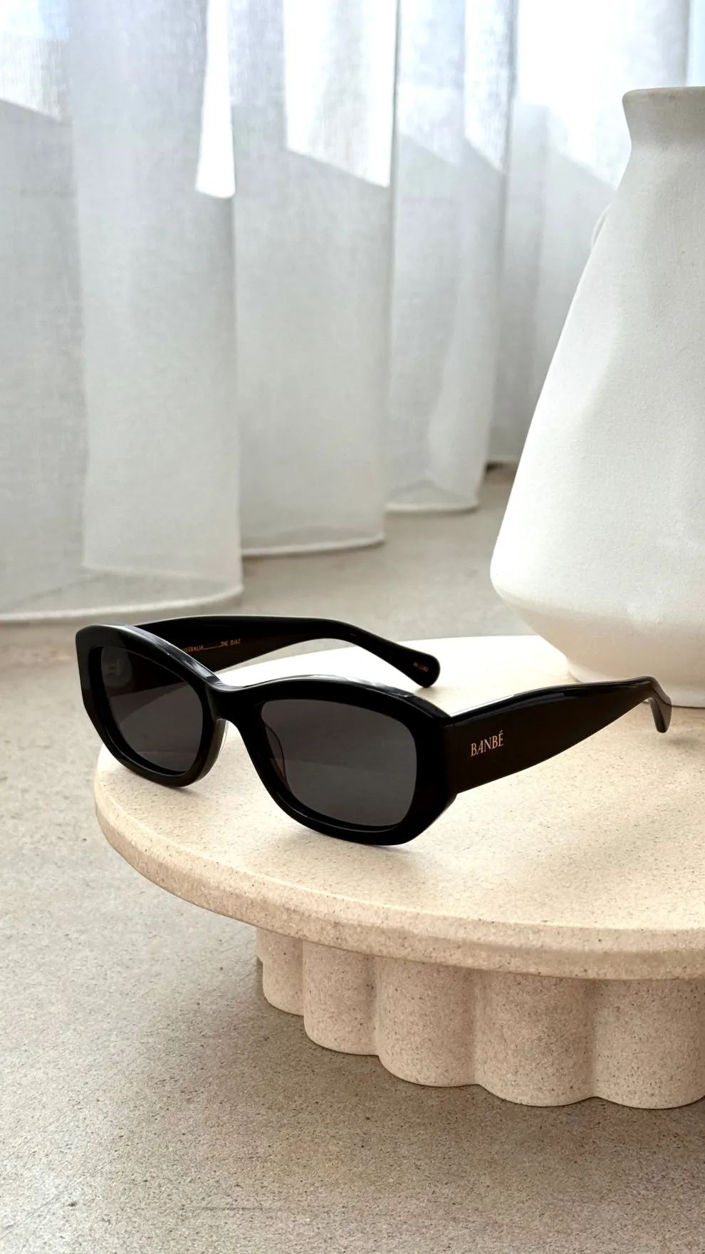 The Diaz Sunglasses - Black / Black