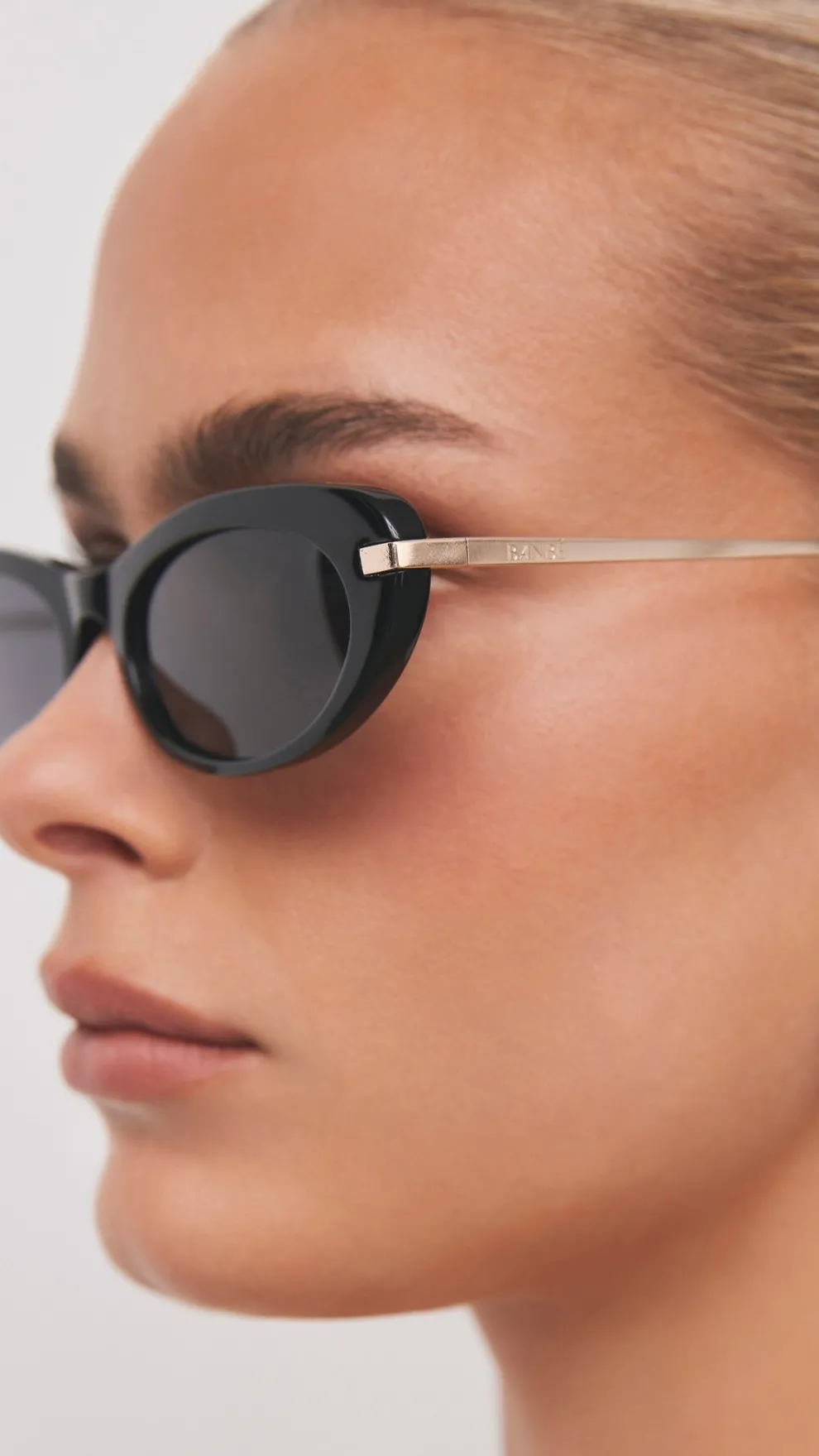 The Rae Sunglasses - Black / Black