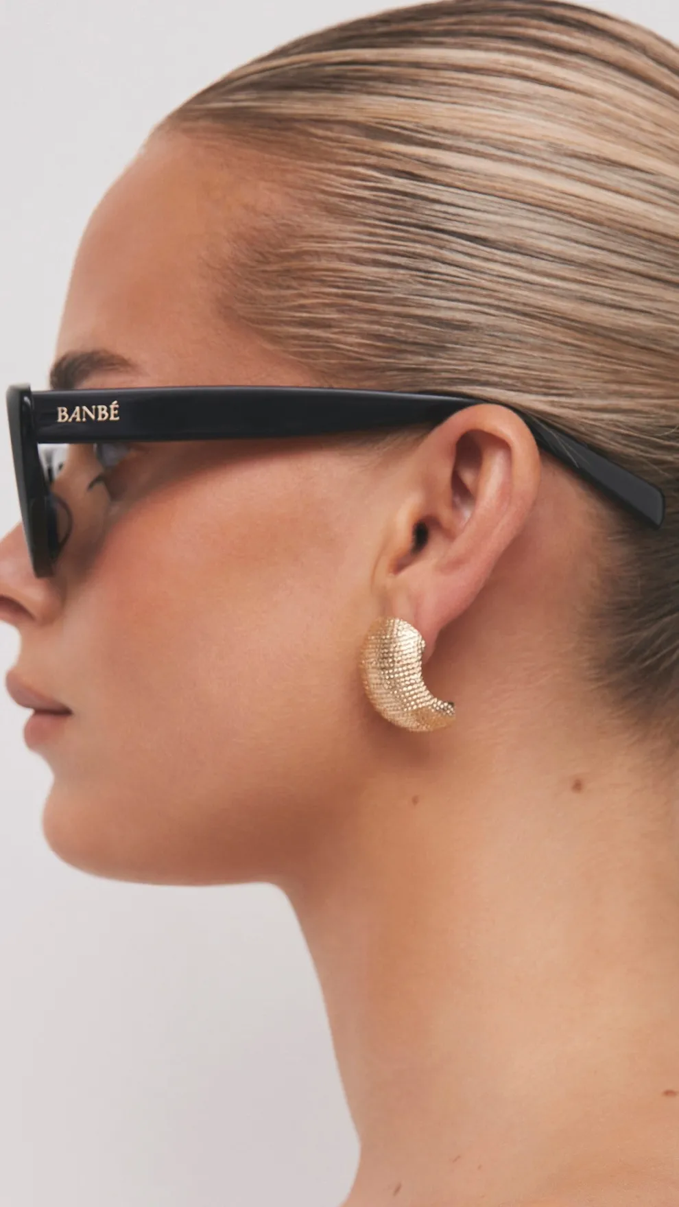 The Sweeney Sunglasses - Black / Black