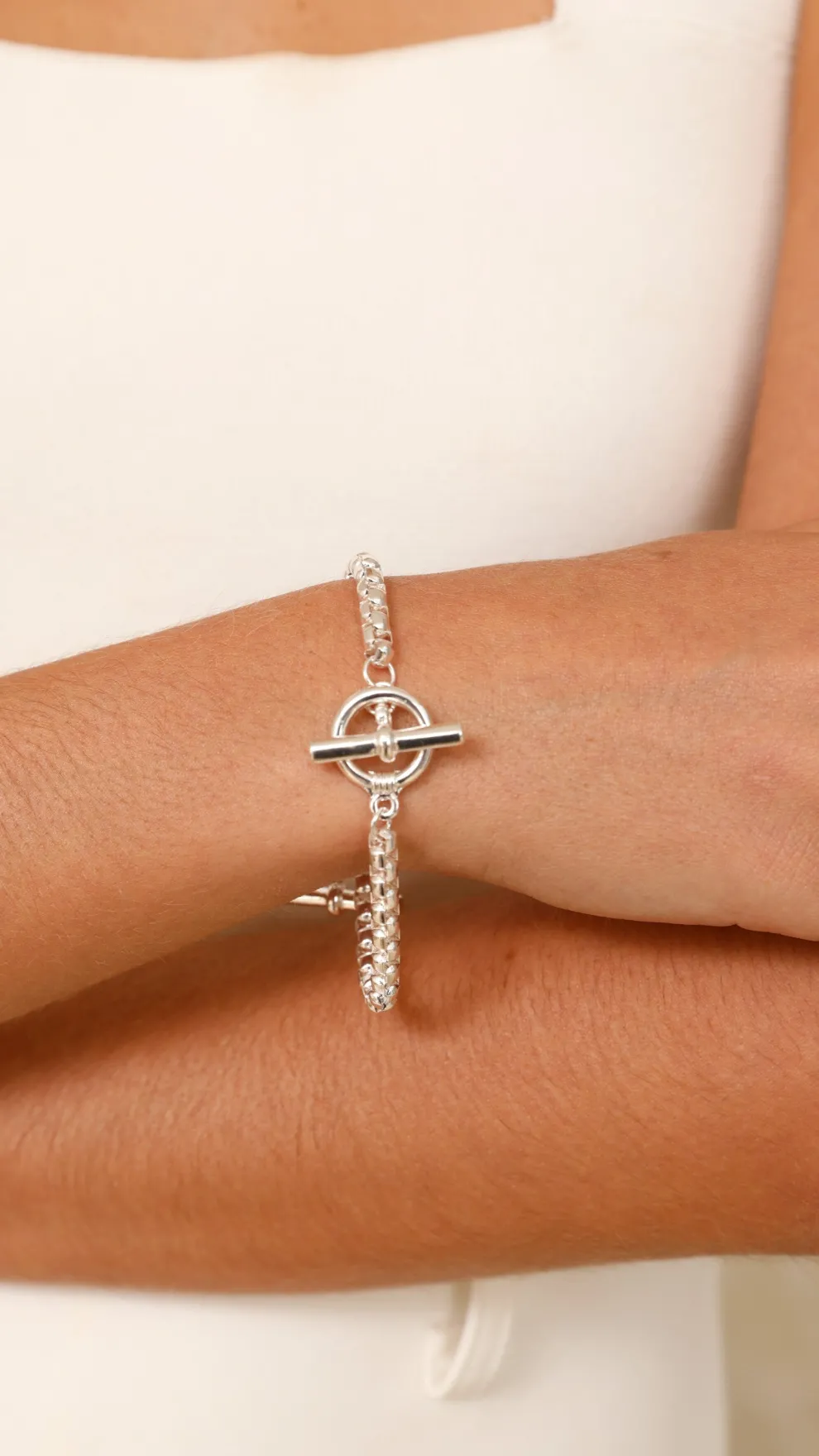 Toggle Detail Interest Chain Bracelet - Silver