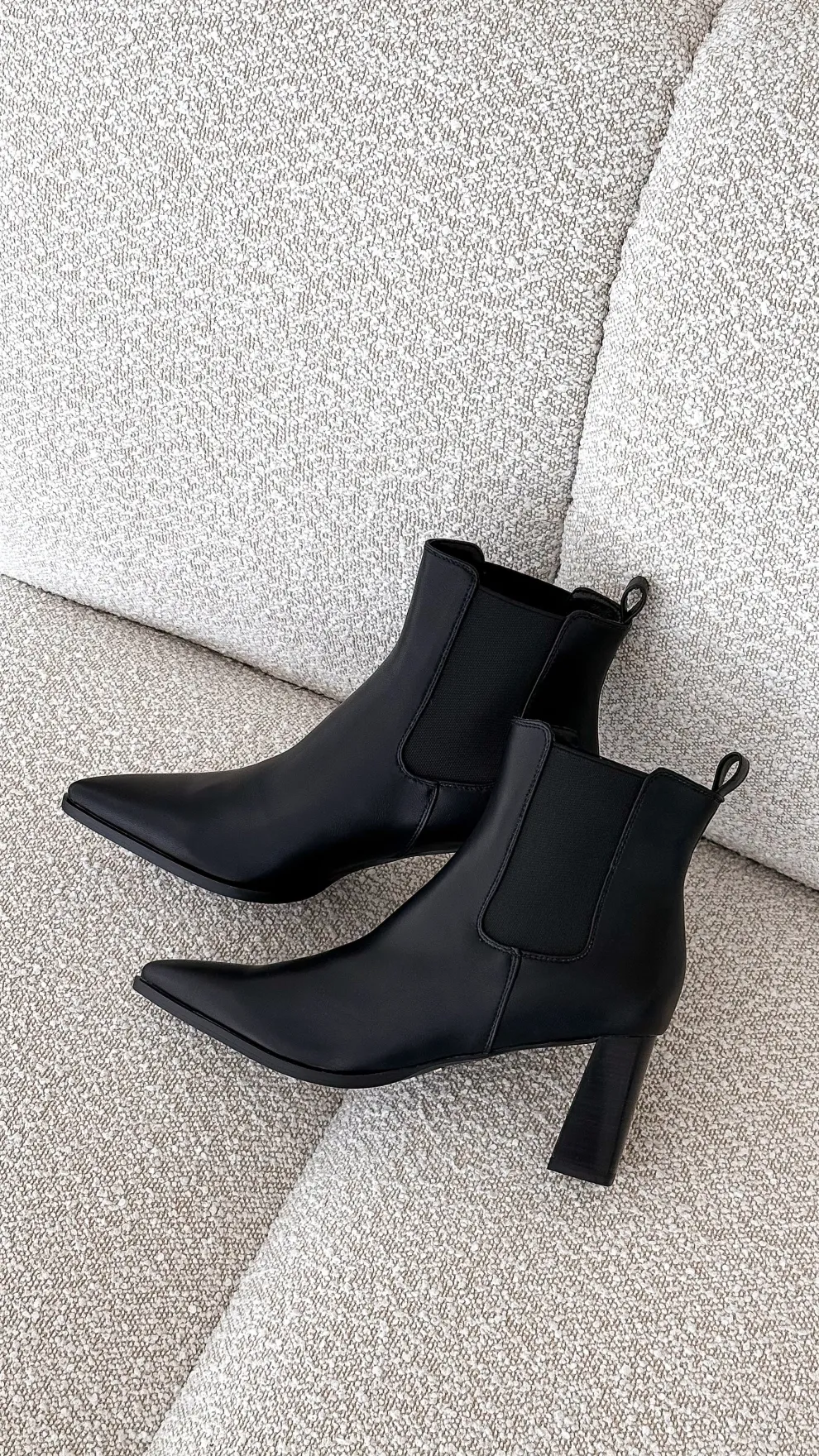Umiko Boots - Black