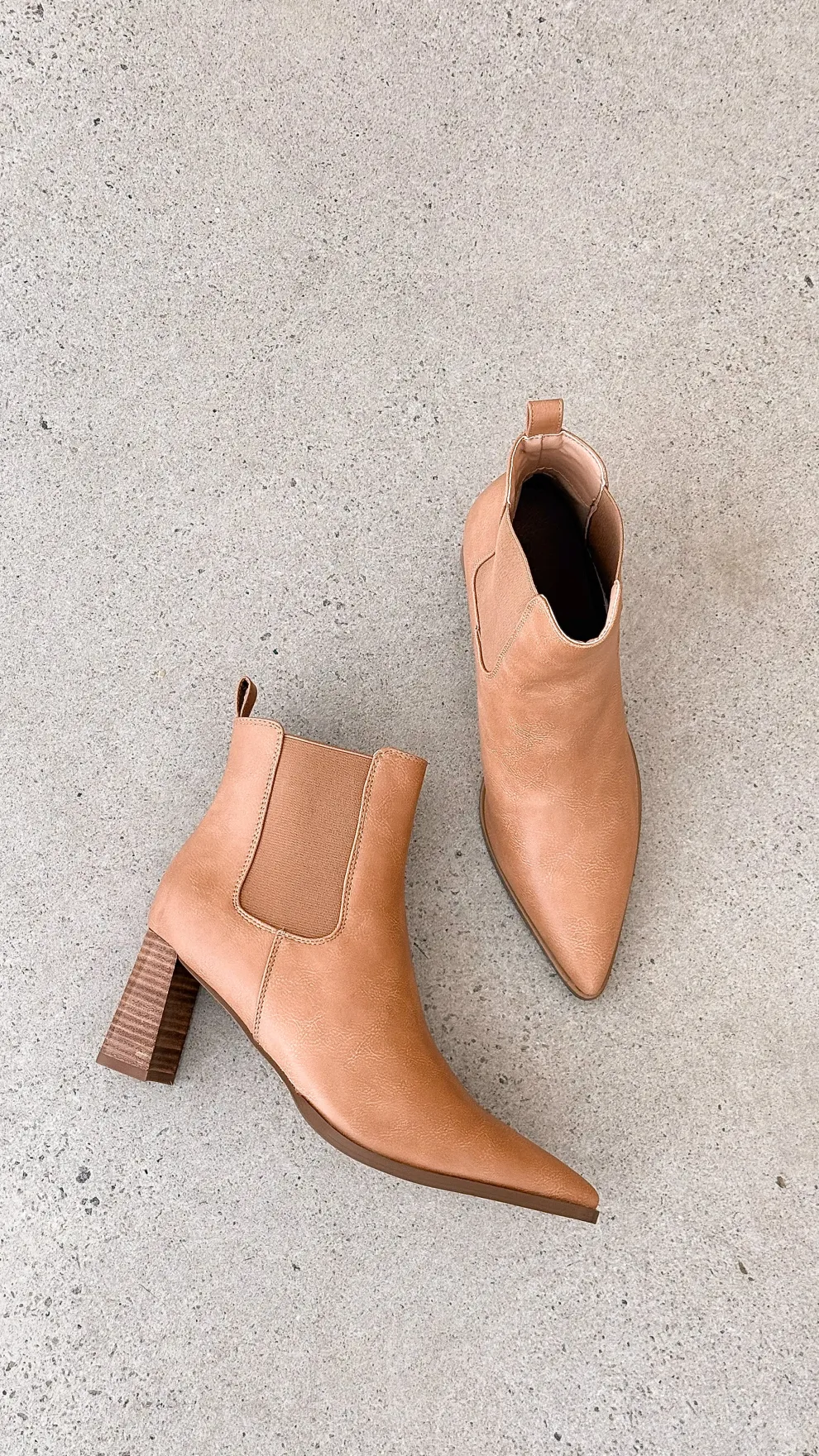 Umiko Boots - Camel Casual