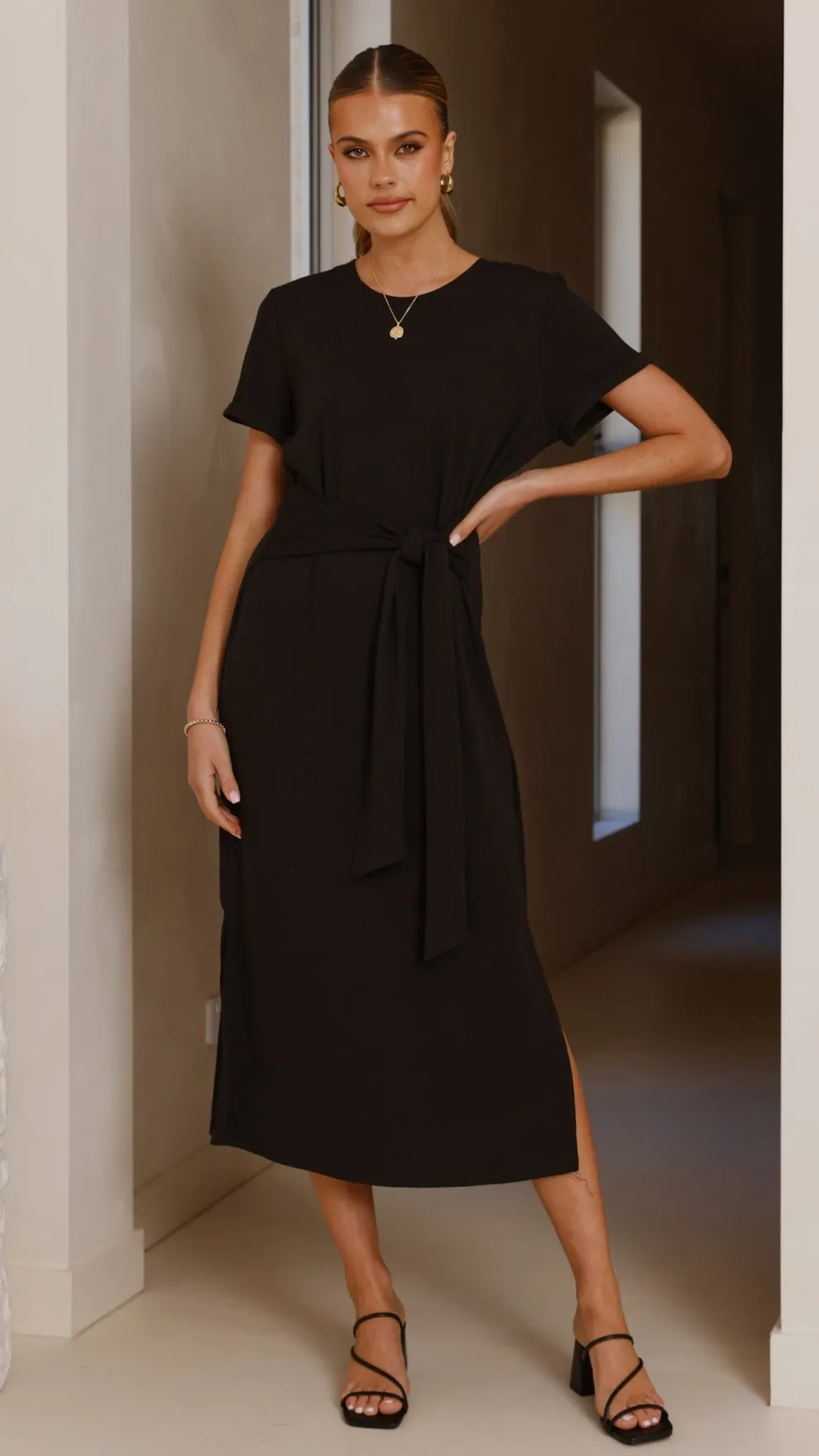 Valier Midi Dress - Black