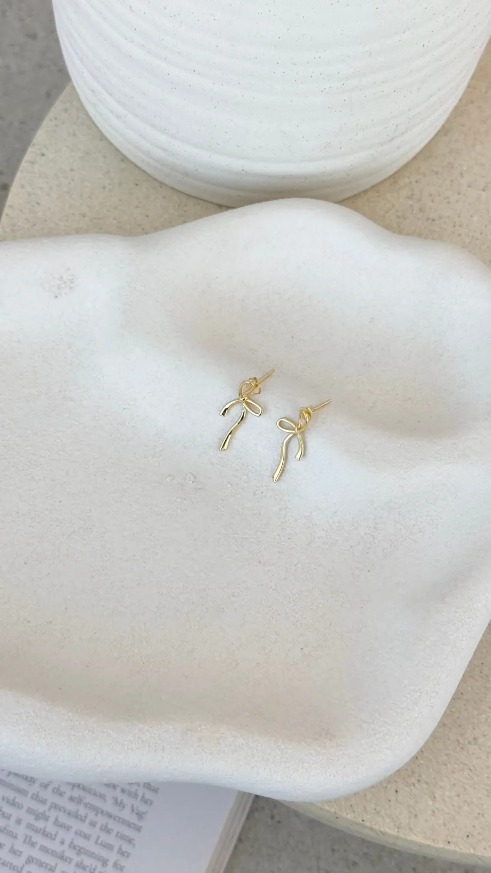 Velika Bow Earrings - Gold