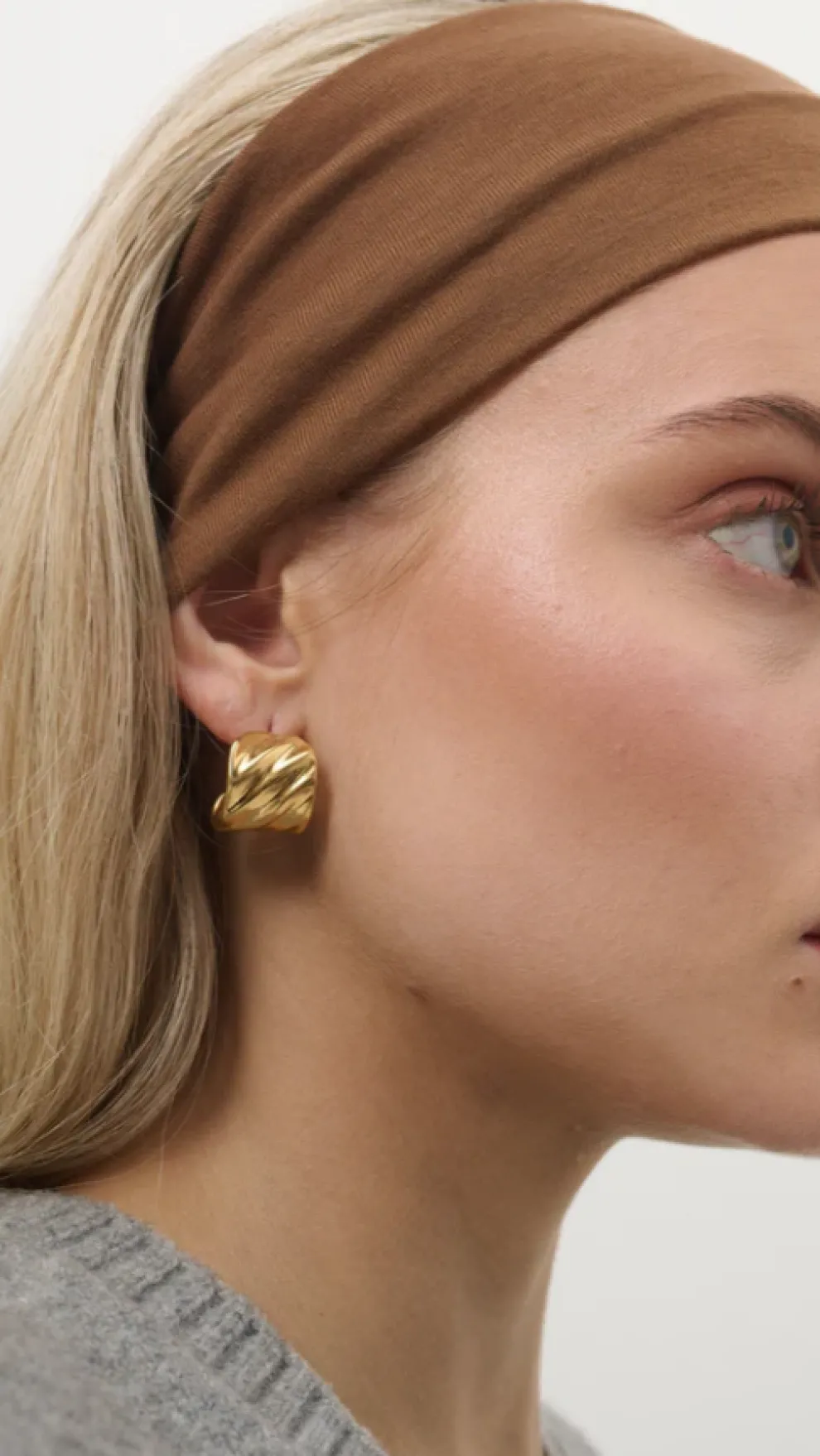 Vera Textured 18K Gold Plated Earrings - Gold