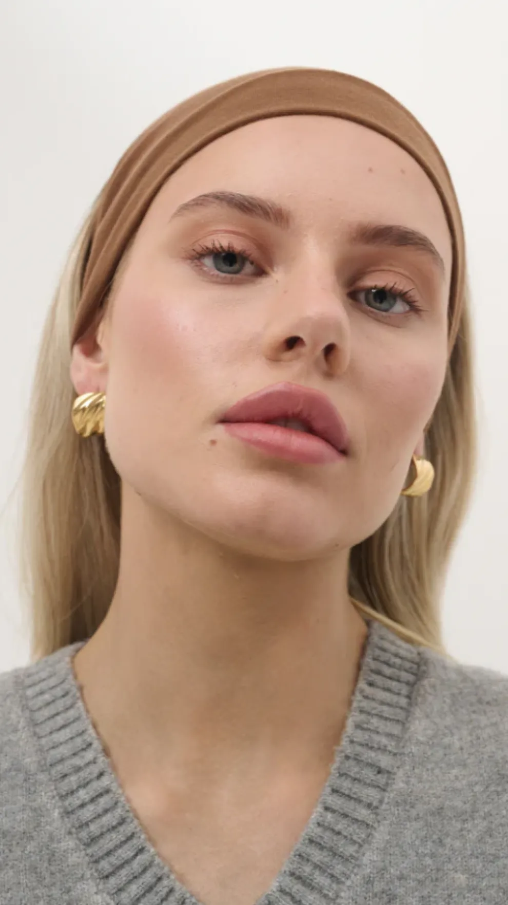 Vera Textured 18K Gold Plated Earrings - Gold