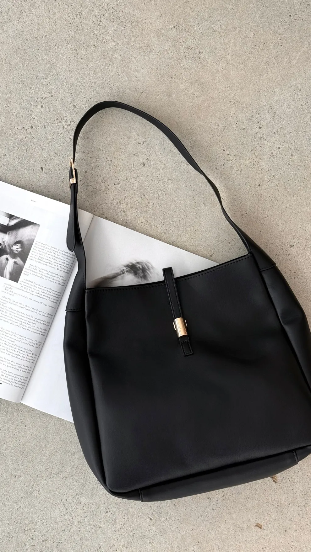 Yara Shoulder Bag - Black