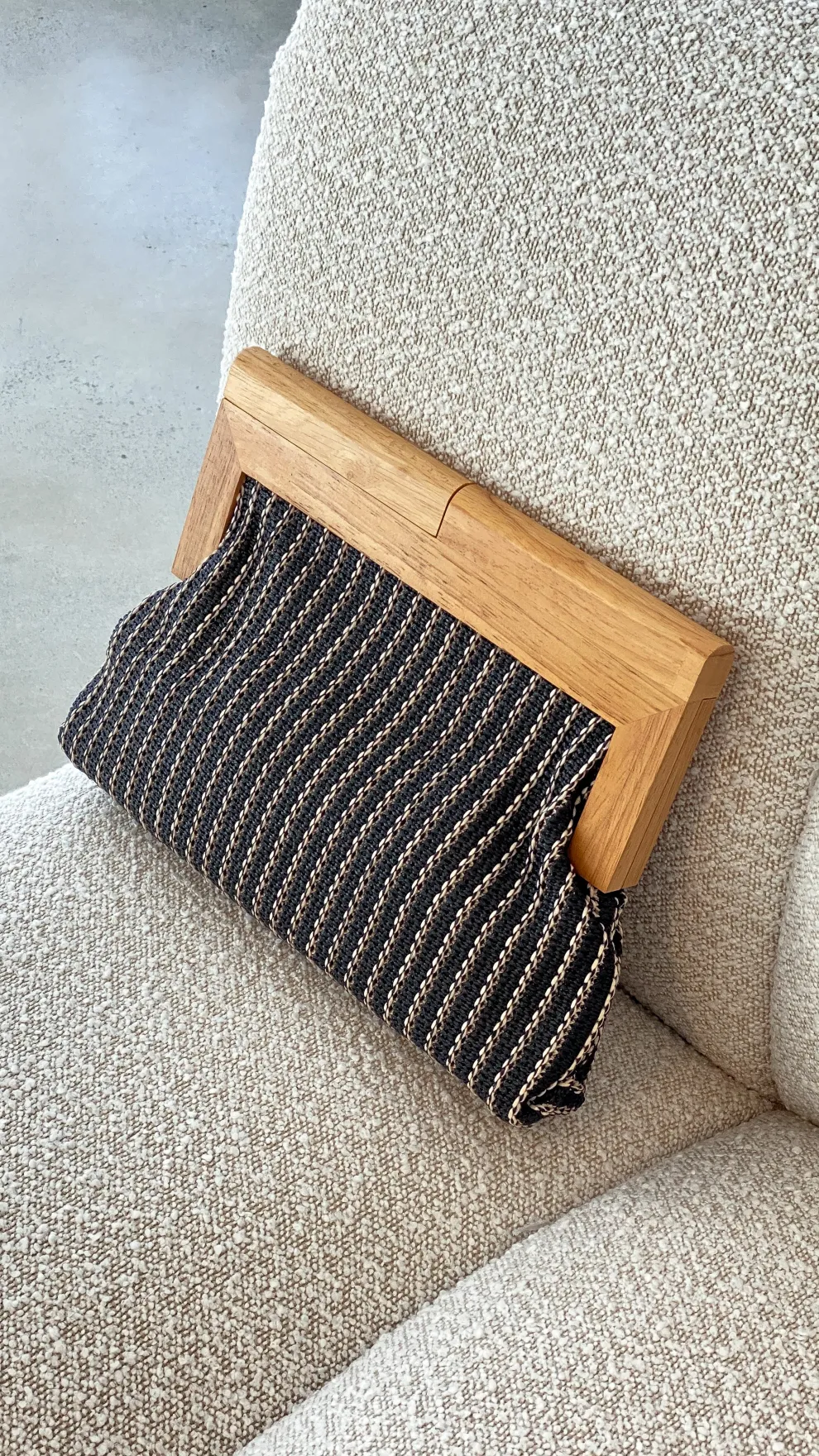 Zoey Thin Stripe Timber Frame Clutch - Black